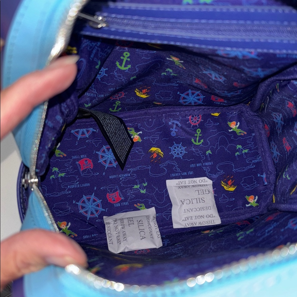 NWT LOUNGE-FLY Disney Peter Pan Characters Glow in the Dark Double Bag - Picture 10 of 10